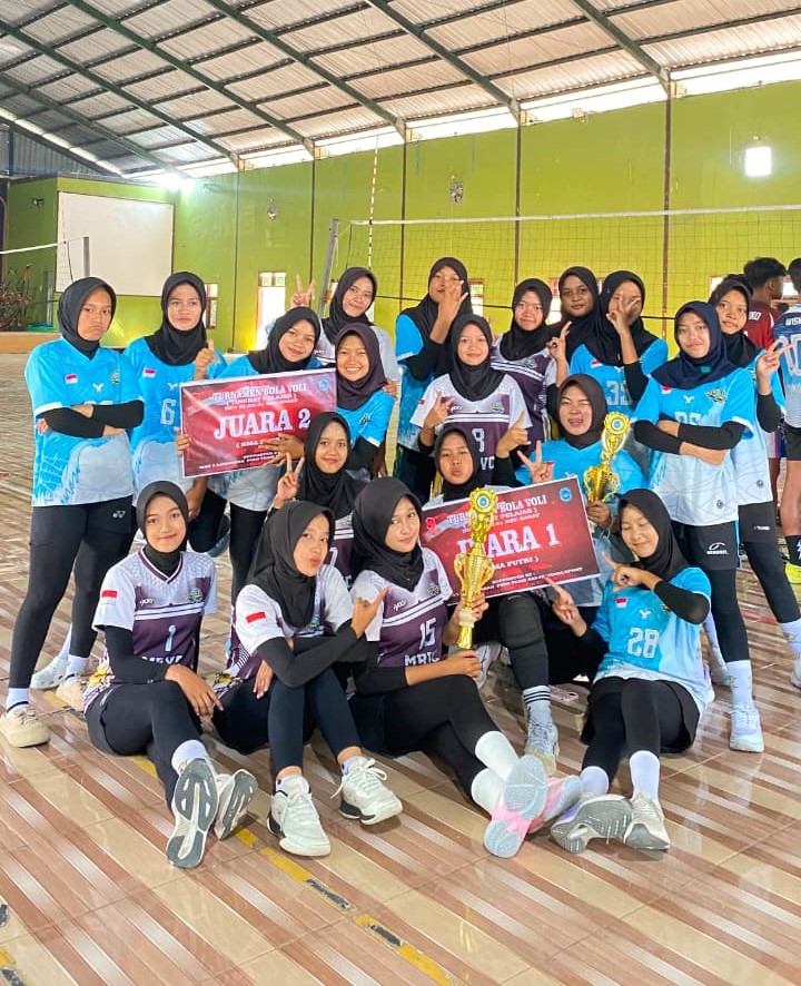 Prestasi Gemilang! Tim Voli Putri MAN 2 Lamongan Borong Juara 1 dan Juara 3 Se-Kecamatan Babat
